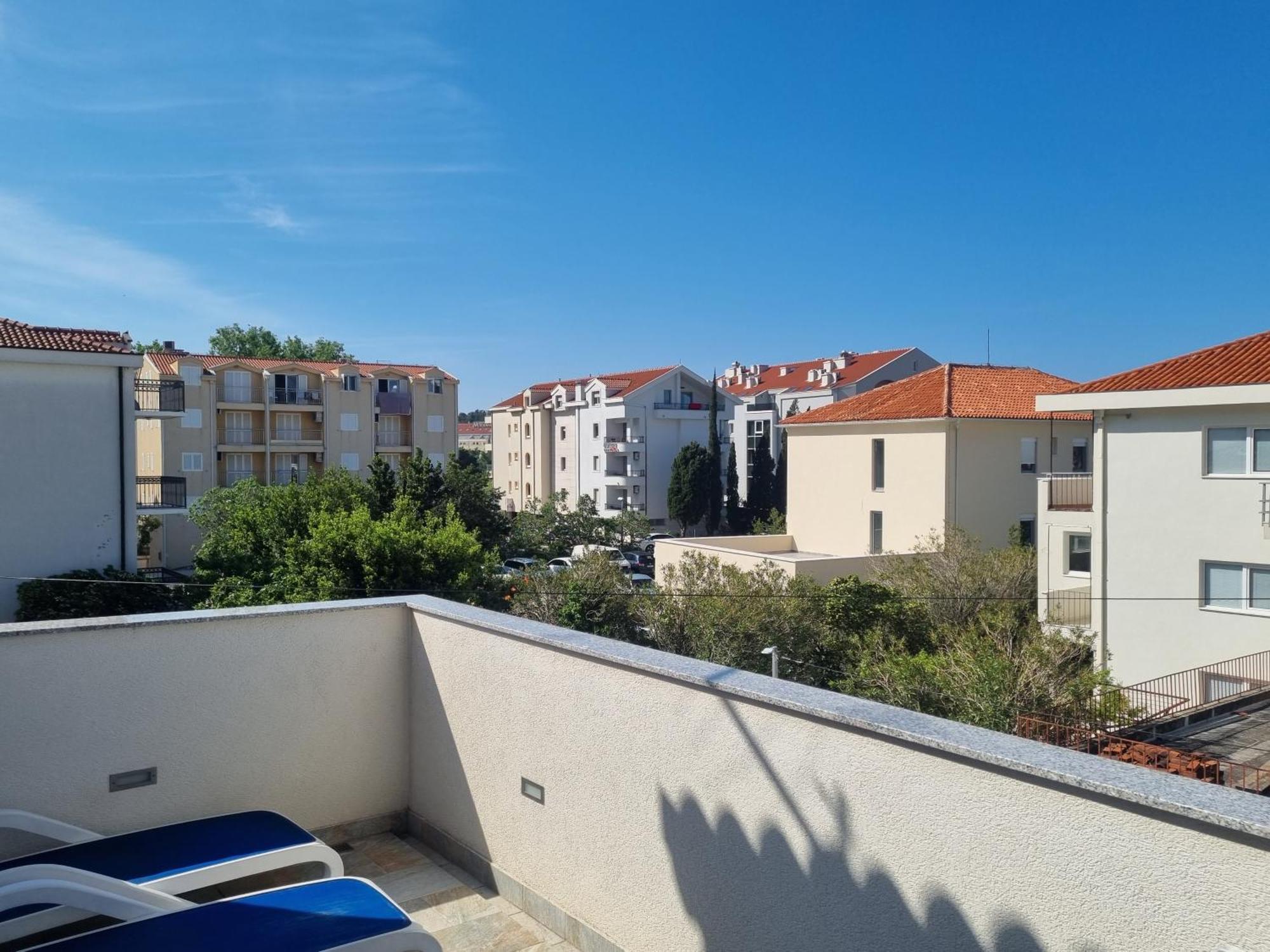 Apartments Luxury Oasis Makarska Exteriör bild